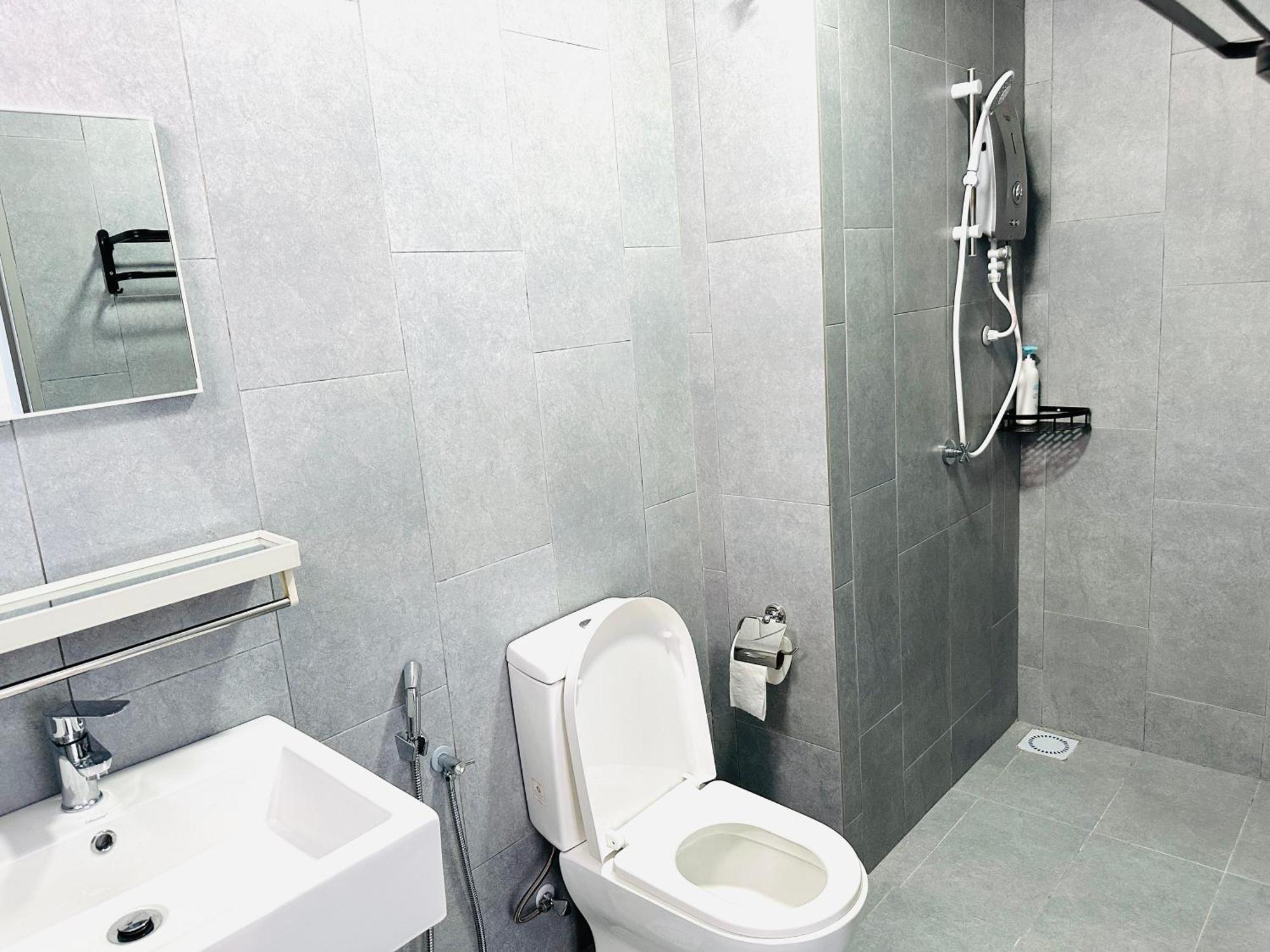 Pangsapuri 4br M Vertica Near Sunway Velocity Cheras Ikea Mrt Trx Klcc Pavilion *